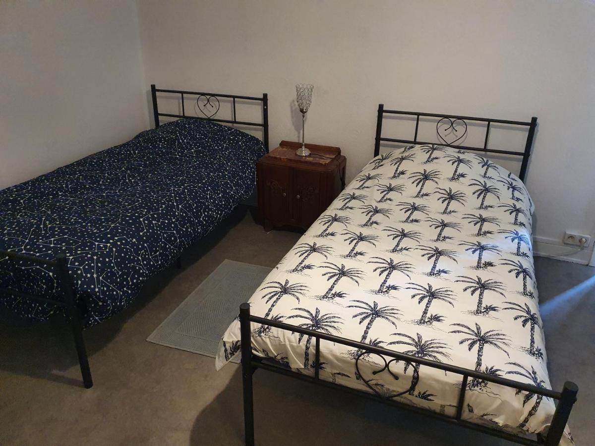 Appartement F1 Rez De Chausser Bg N°2 Bains-les-Bains Buitenkant foto